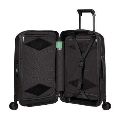 Removable divider pad for easy and organised packing