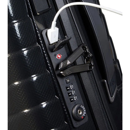 USB port (power bank not included)