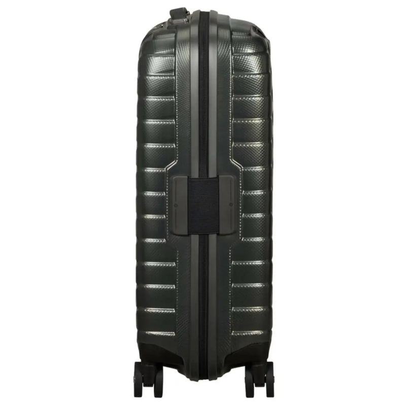 4 x spinner wheels for easy maneuverability