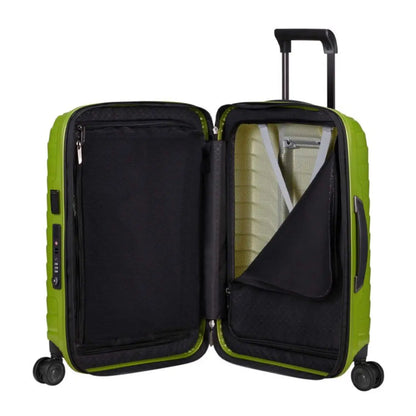 Zippered divider pad for easy and organised packing