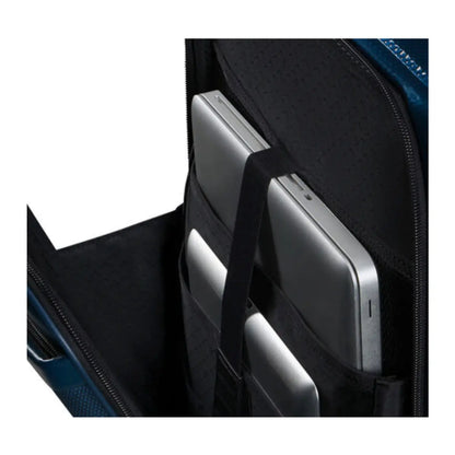 Laptop and tablet compartments