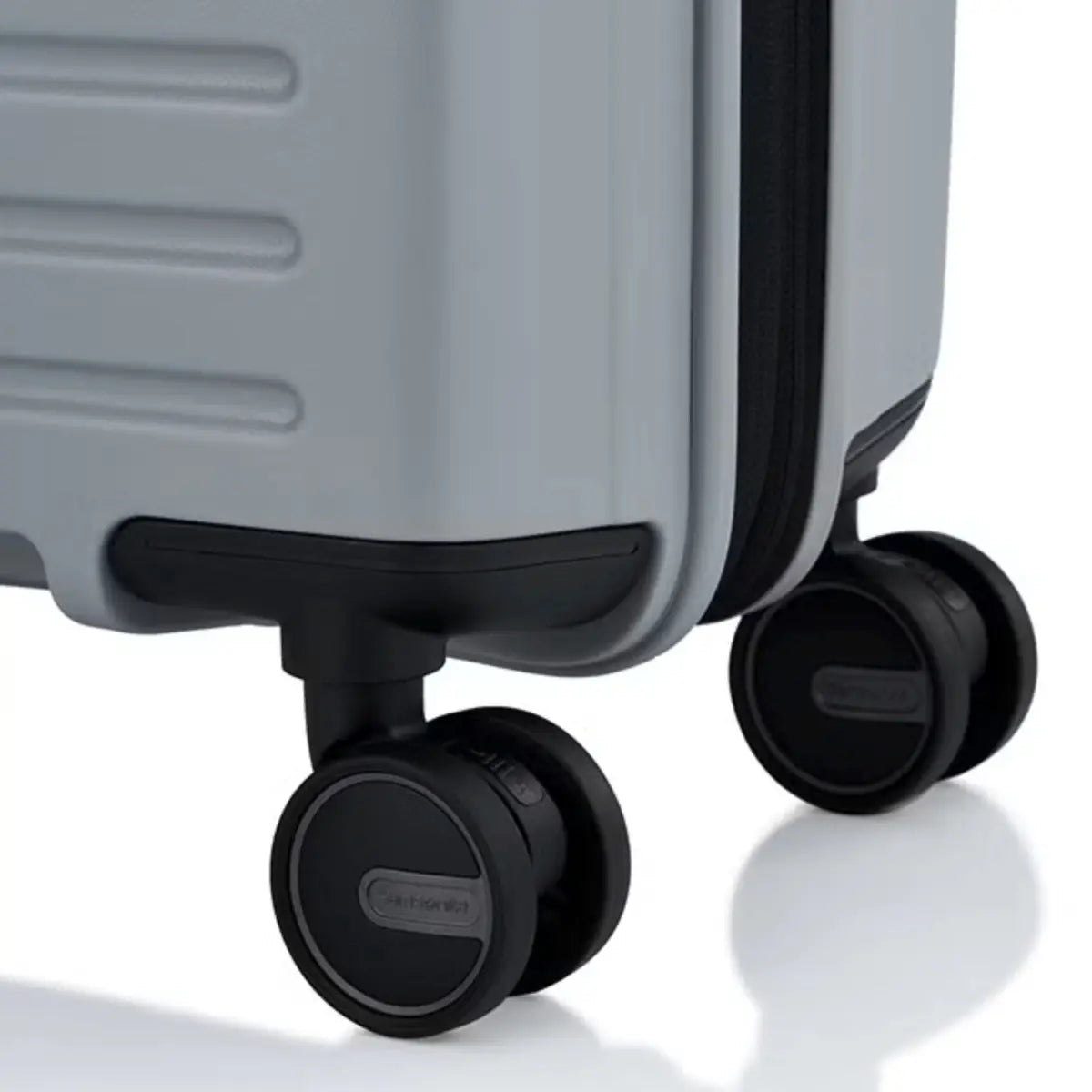 Samsonite Restackd 55 cm Expandable Cabin Suitcase - Titanium