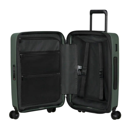 Packing straps for securing luggage and zipped divider with pockets