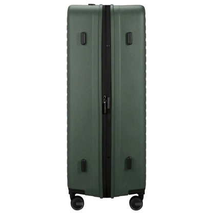 Expandable for increased packing space