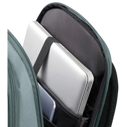 15.6" laptop compartment