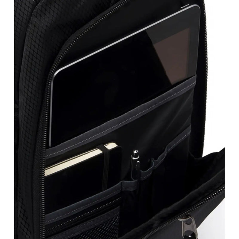 Tablet pocket in front compartment