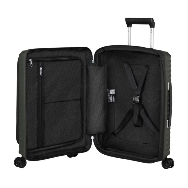 Zippered divider pad with pockets and adjustable cross ribbons