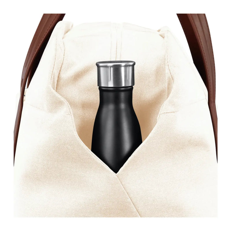 Multiple exterior pockets are perfect for storing items you want easy access to