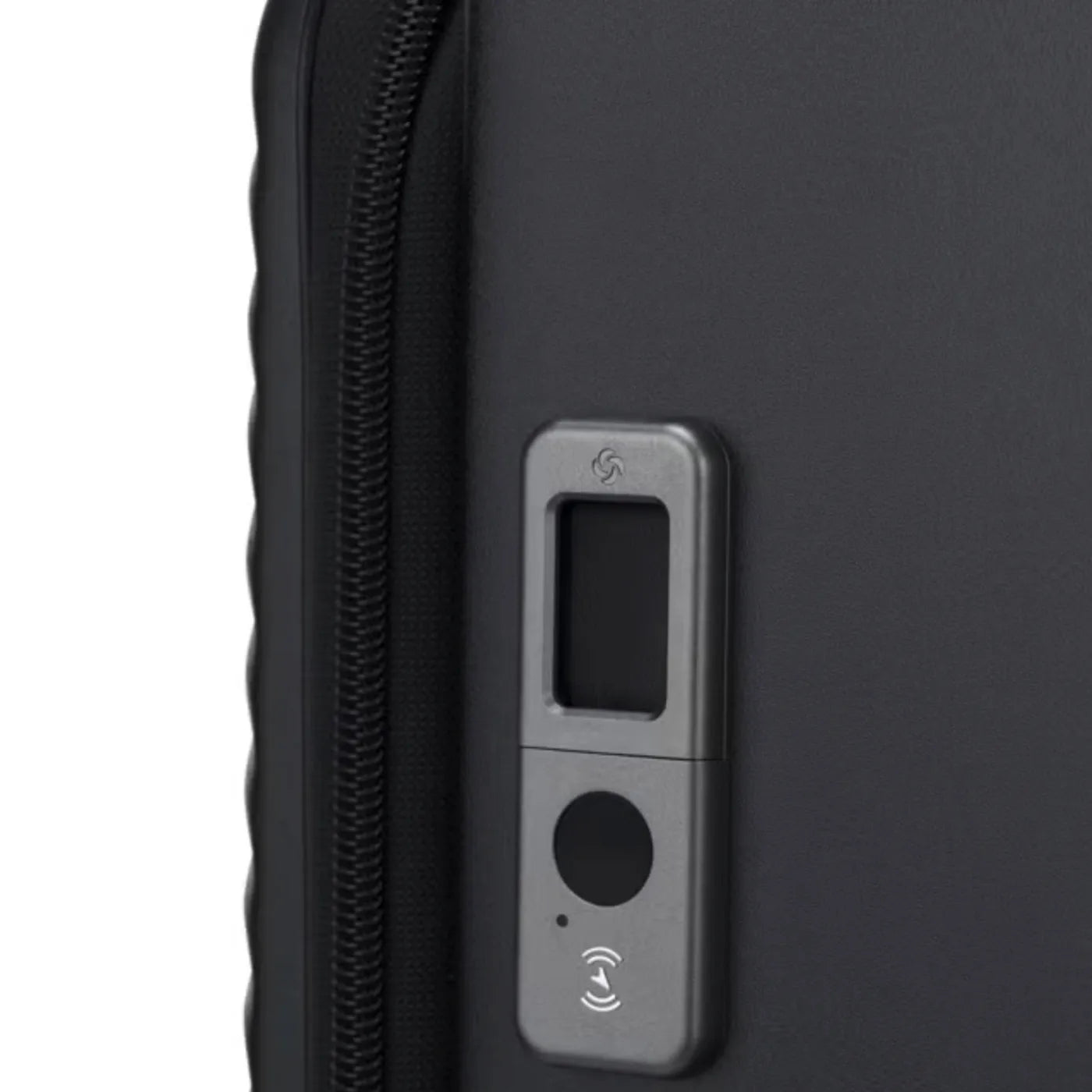 Samsonite Zipprix FT 55 cm Expandable Cabin Suitcase with Waypoint Smart Tag - Black