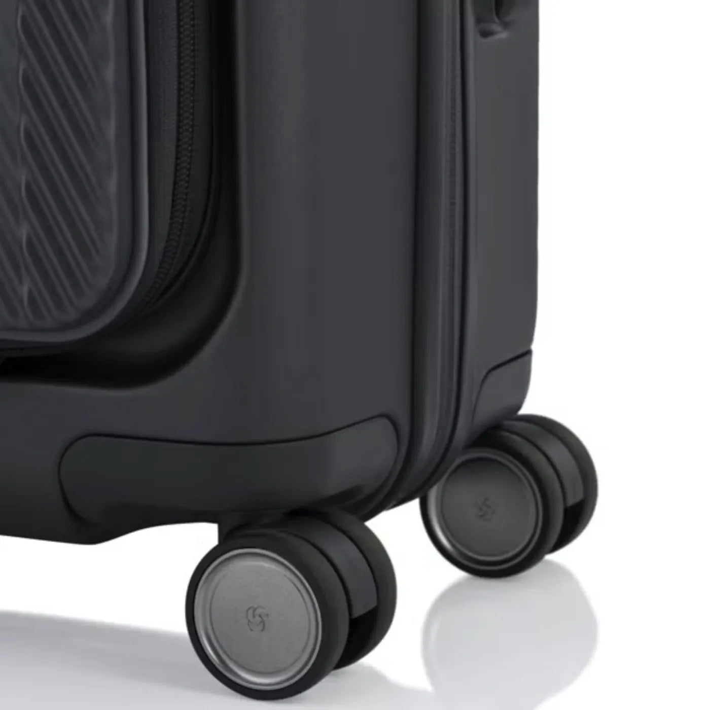Samsonite Zipprix FT 75 cm Expandable Suitcase with Waypoint Smart Tag - Black