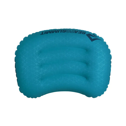 Curved internal baffles create contours that cradle your head