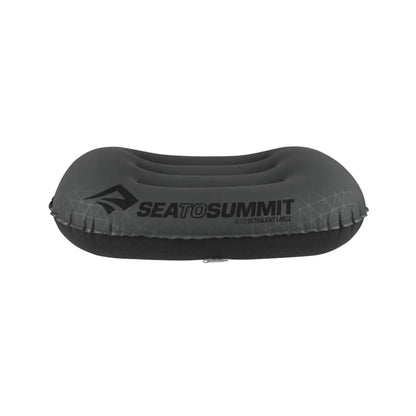 Curved internal baffles create contours that cradle your head