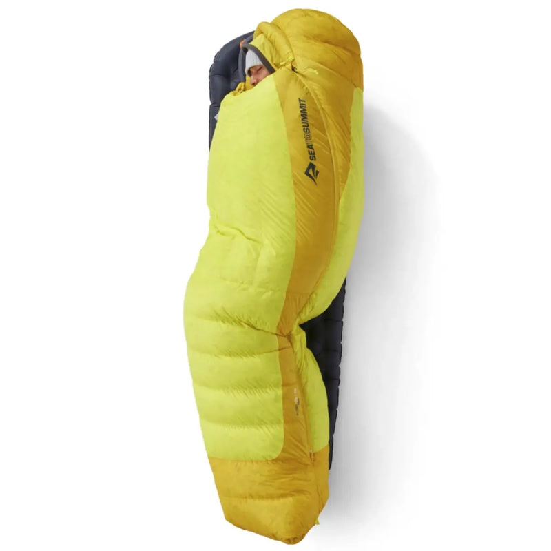 Roomy expedition mummy fit provides plenty of space for you, performance clothing and gear you don't want to freeze