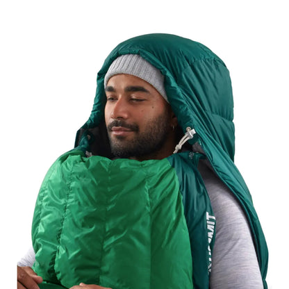 Fitted hood with generous room