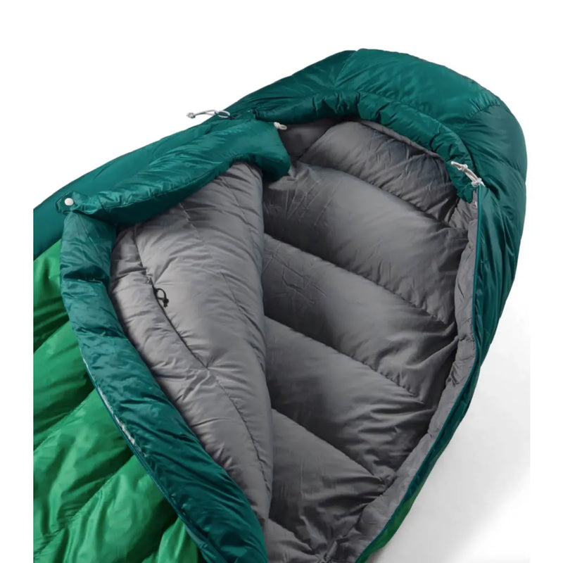 Lightweight 20D recycled nylon shell with a non-PFAS DWR finish to protect against wind and moisture and a 20D recycled nylon liner for greater comfort