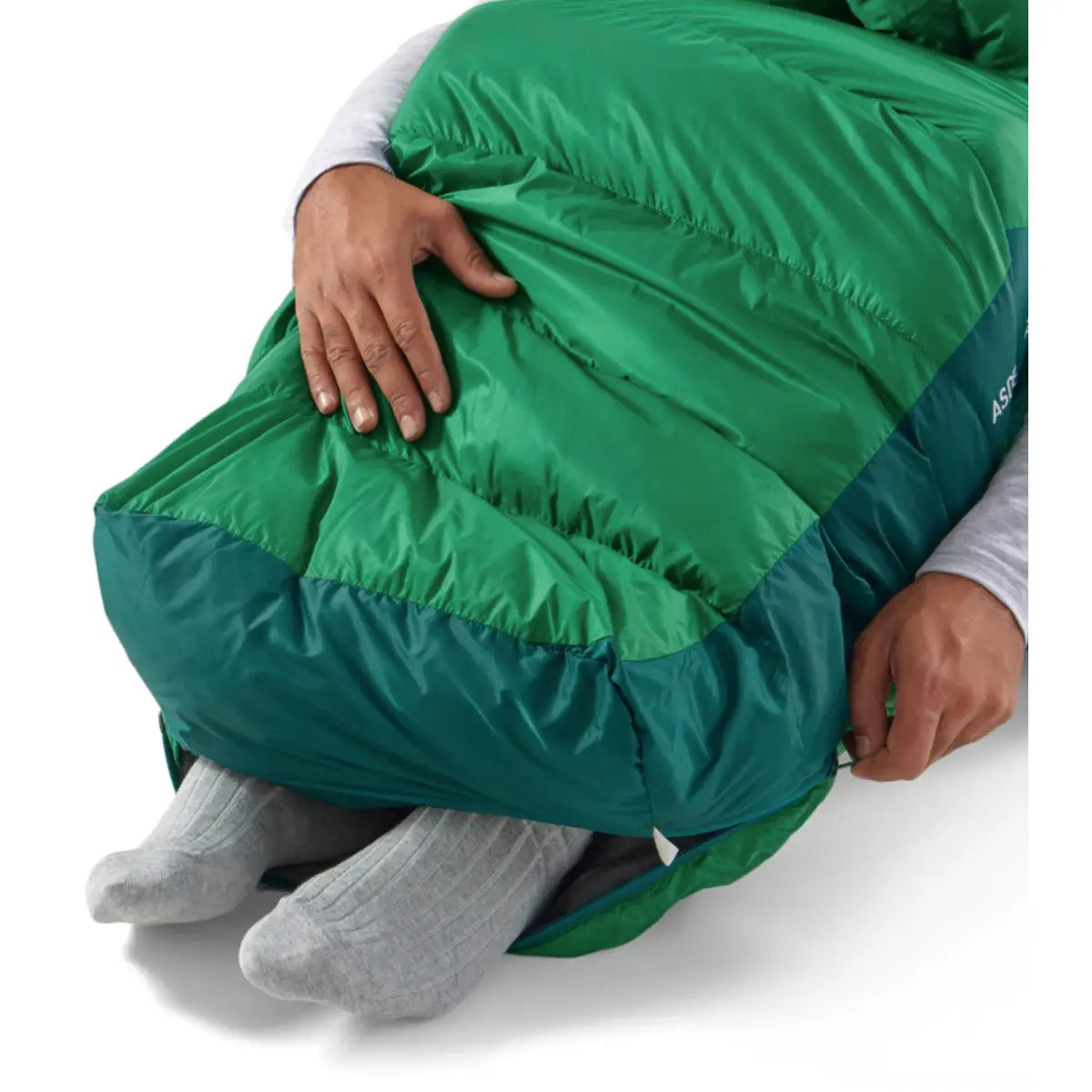 Open the footbox zipper for ventilation