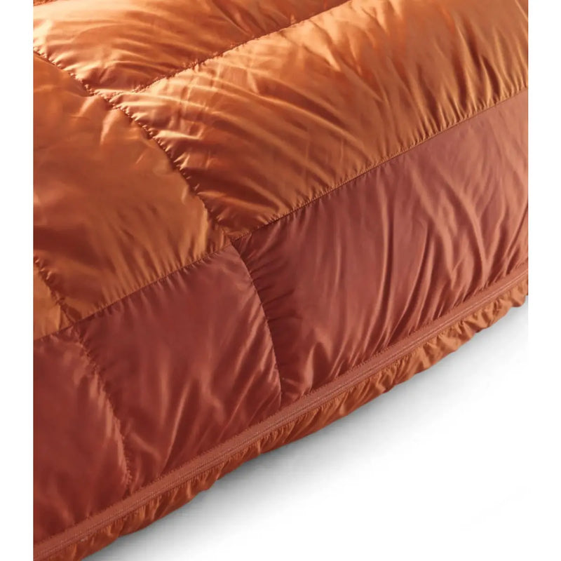 Lightweight 20D recycled nylon shell with a non-PFAS DWR finish to protect against wind and moisture 