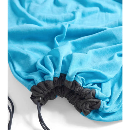 Drawcord footbox can be opened or closed for optimal comfort