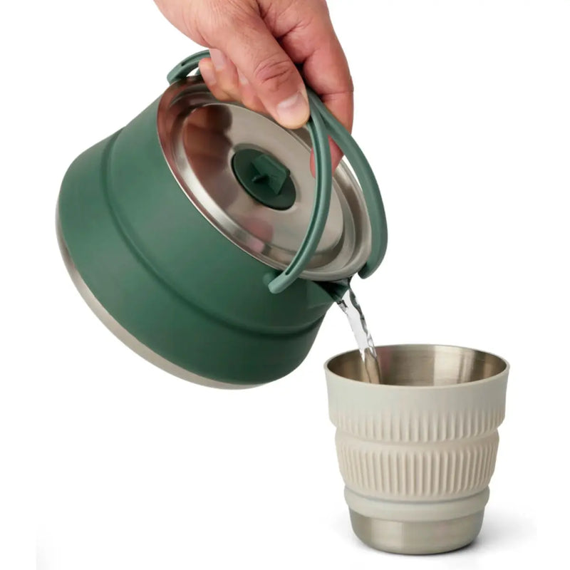 Double handles made of glass-reinforced nylon 66 for a more precision pour