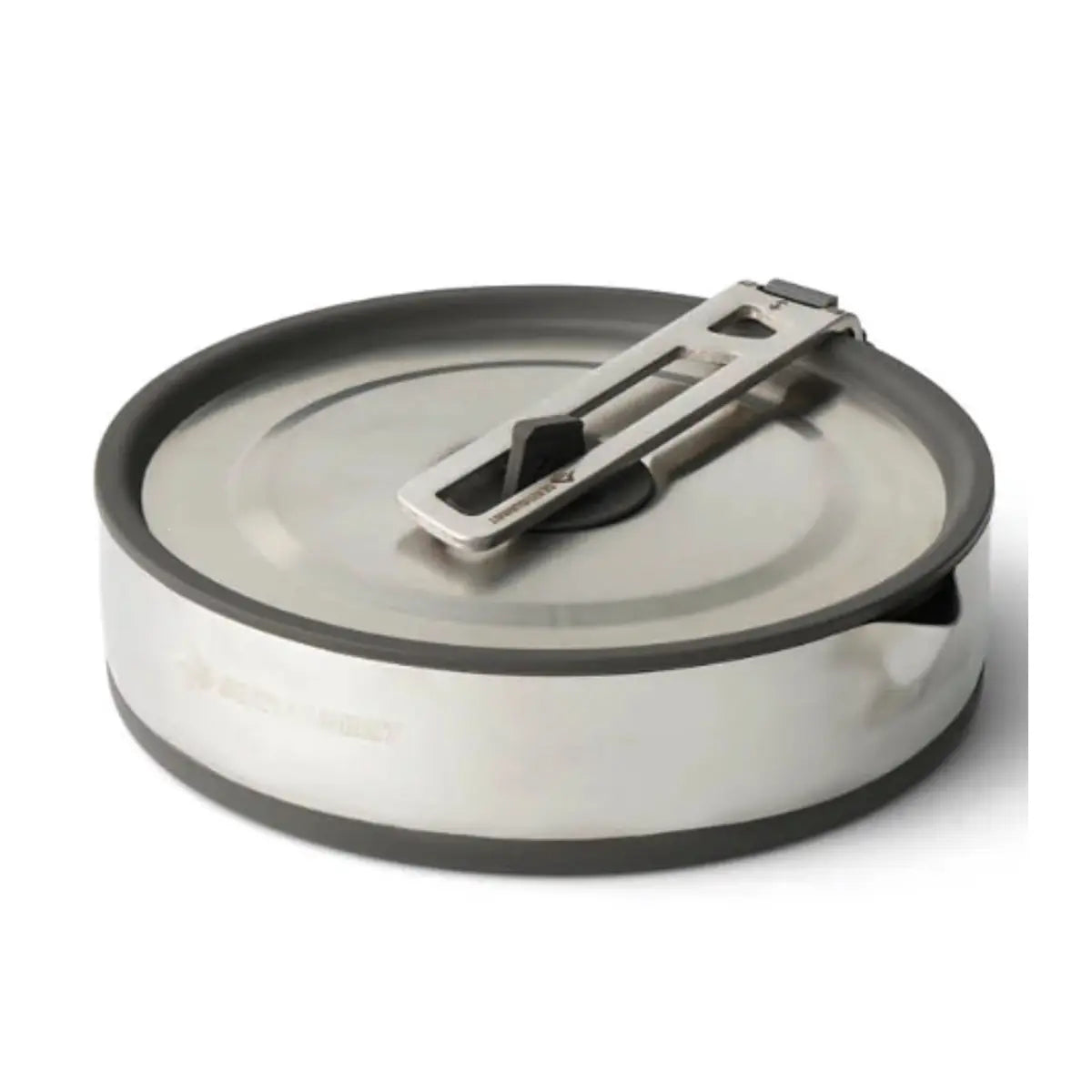 Collapsible for easy storage, stainless steel for durability, induction capable for cooking flexibility and three-ply base for even temperature control