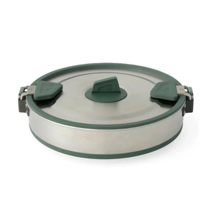 Collapsible for easy storage, stainless steel for durability, induction capable for cooking flexibility and three-ply base for even temperature control