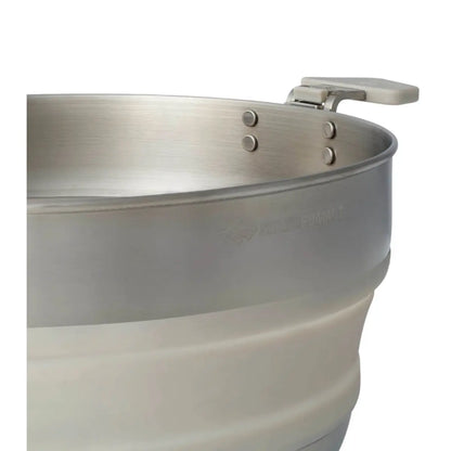 High quality 304 stainless steel for durability and easy clean-up