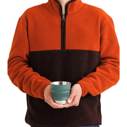 Mugs feature Cool-Grip fins moulded into the sidewalls so you can comfortably hold hot or cold beverages