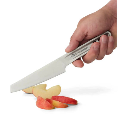 Perfectly balanced cast construction with an ideal degree of flex in the blade for precise cutting