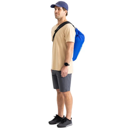 Comfortable, 3D mesh shoulder pad provides even weight distribution