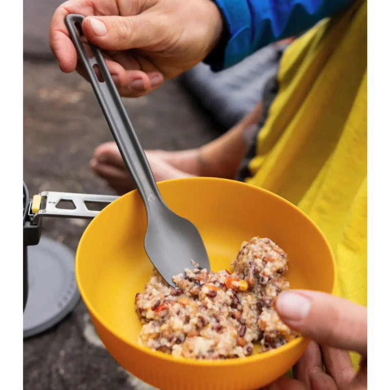 Semi-polished food-contact surface for more enjoyable dining