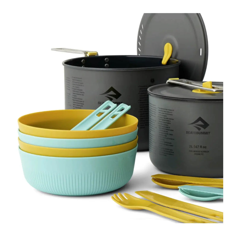 Includes: 2L and 3L Frontier Pots 4x Medium Passage Bowls 4x Passage Cutlery Sets (Knives and Sporks)