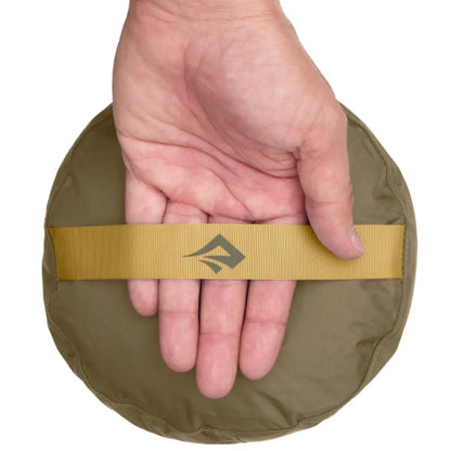Sturdy, Nylon webbing handle on round base provides a secure grab point
