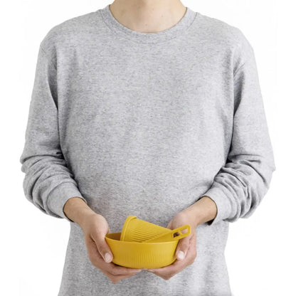 Made of EU food-grade, glass-reinforced polypropylene: easy to clean, microwavable and dishwasher safe