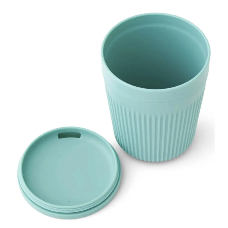 Polypropylene sipping lid fits firmly to prevent spills
