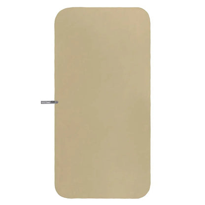 Made of silky-to-touch recycled polyester DRY+ fabric, it absorbs three times its weight in water, then dries quickly