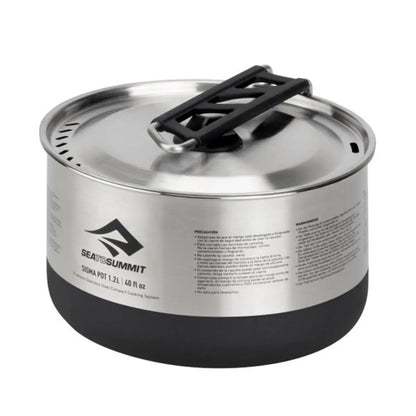 Patent-pending Pivot-Lock handle with safety lock for secure and easy use