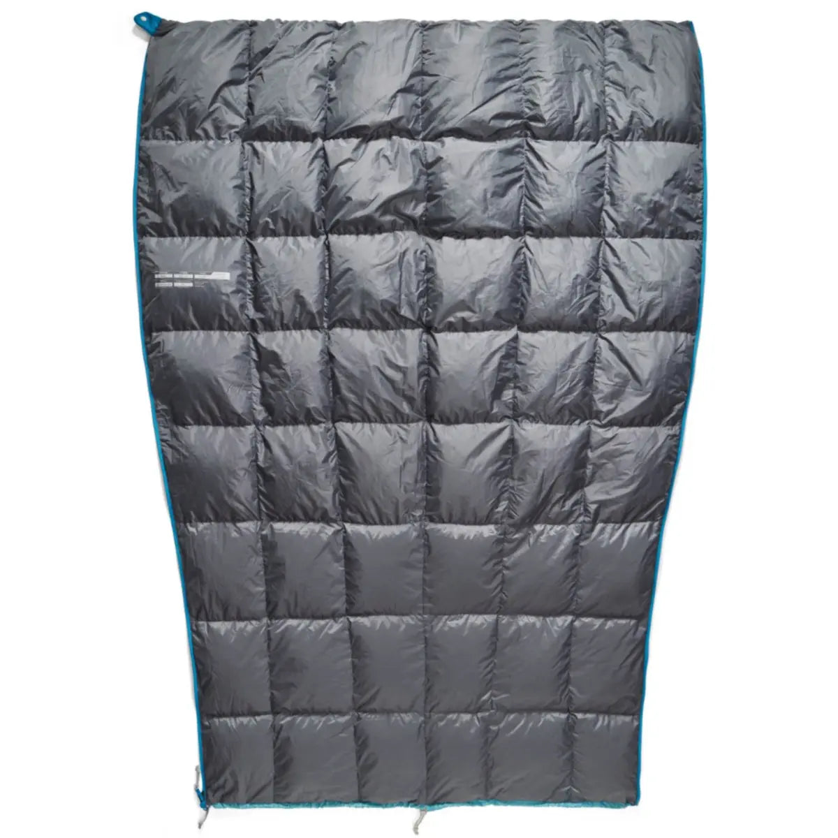 The full-length zipper can be opened to turn the Traveller into a quilt