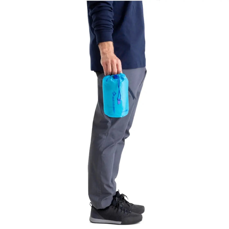 Ultralight and super-strong, bluesign® APPROVED Ultra-Sil 30D Cordura® nylon fabric has a 2000mm hydrostatic head
