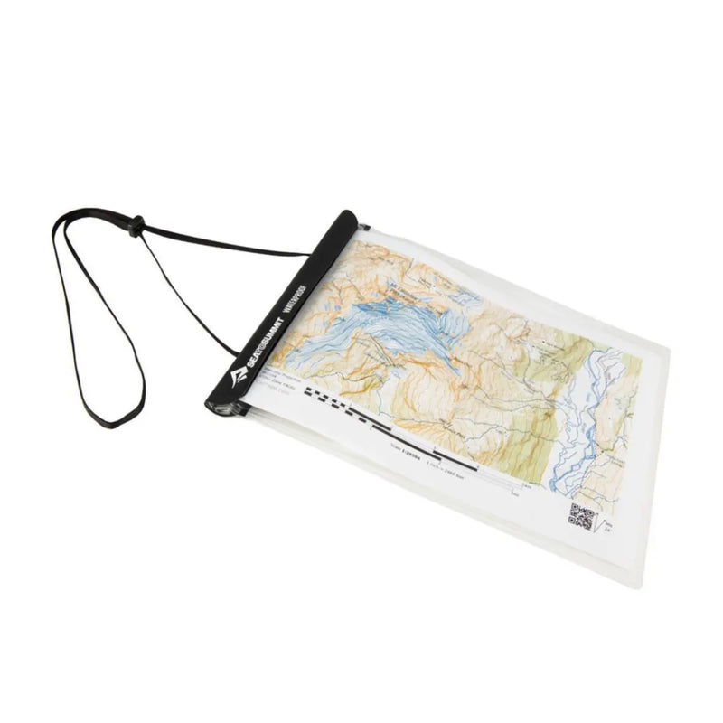 Watertight roll top closure to keep your map protected from the elements