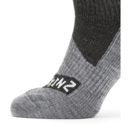 Sealskinz Waterproof All Weather Ankle Length Socks - Black / Grey - Small