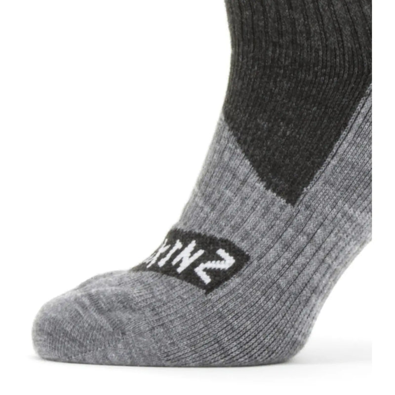 Sealskinz Waterproof All Weather Ankle Length Socks - Black / Grey - Small