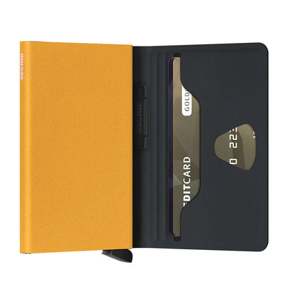 Holds 4 extra cards, banknotes and business cards