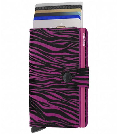 Card Protector holds 4 embossed or 6 flat cards