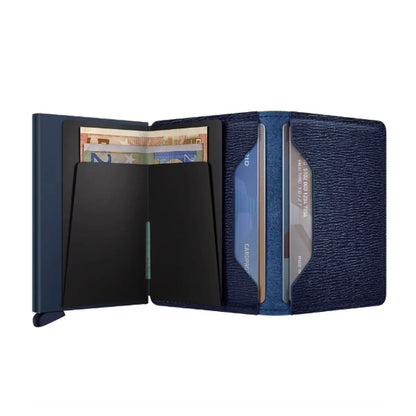 Sleeves inside can hold extra notes.