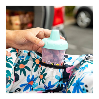 Easy-reach elastic bottle pocket