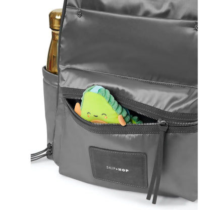 Quick access front zippered pocket