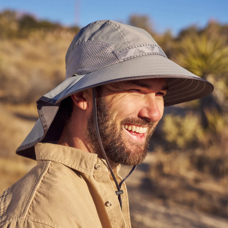 A man wearing a Sunday Afternoons Adventure Hat