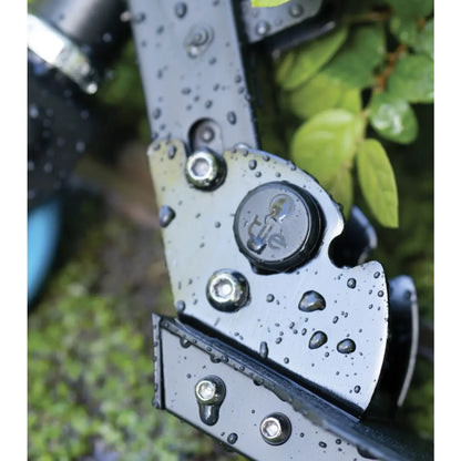 Spill, splash and dunk proof so you can put it on everything worry-free.