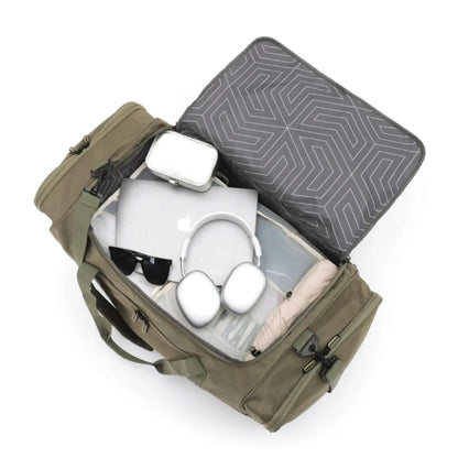 Large main compartment