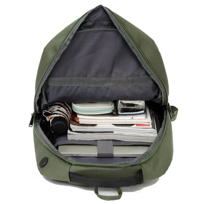 Large main compartment